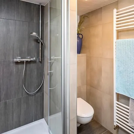 Holiday home Dreiseitenhof In Ruhiger Lage Haus Gottfriede Neukirch (Bautzen)