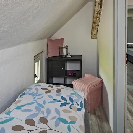 Dreiseitenhof In Ruhiger Lage Haus Gottfriede * Neukirch (Bautzen)