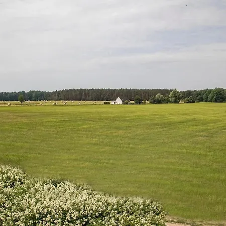 Dreiseitenhof In Ruhiger Lage Haus Gottfriede Holiday home Neukirch (Bautzen)