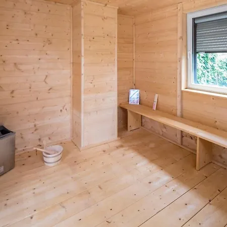 Holiday home Dreiseitenhof In Ruhiger Lage Haus Gottfriede