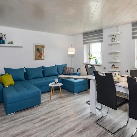 Holiday home Dreiseitenhof In Ruhiger Lage Haus Gottfriede