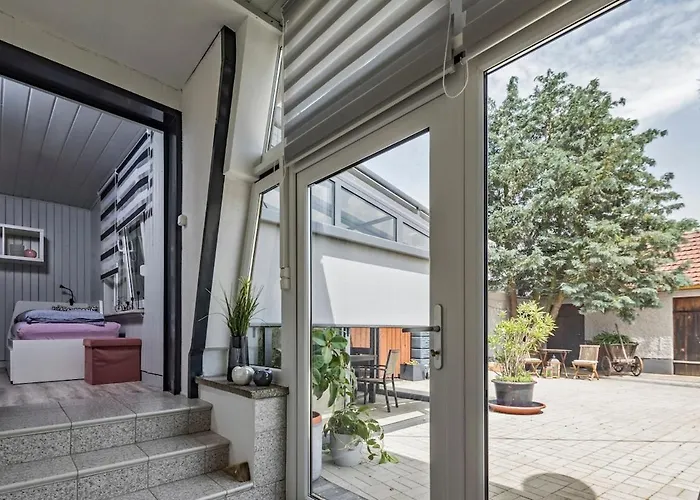 Dreiseitenhof In Ruhiger Lage Haus Gottfriede *